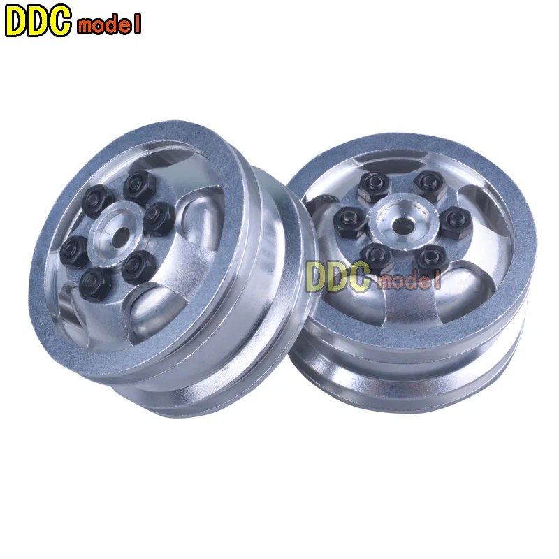 

WPL B1 B-1 B14 B-14 B16 B-16 B24 B-24 C14 C-14 B36 MN D90 D91 RC Car Metal wheel +gravel tire modification