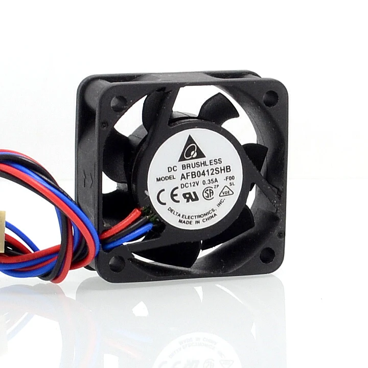 40*40*15 мм AFB0412SHB 4015 40 12 В 0.35A объемный воздух двухскоростной шарикоподшипник