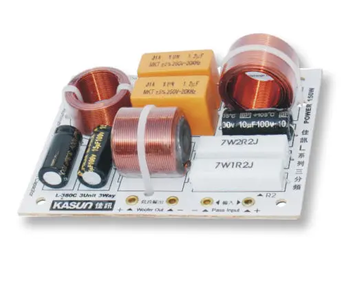 

2pcs L-380C 3 Way 3 Unit Hi-Fi Speaker Frequency Divider Crossover Filters