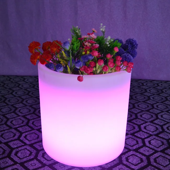 

LED Light Flowerpot Colors Changeable Luminous flash flower pot indoor Outdoor illuminated Light plantpot Free Shipping 4pcs/Lot