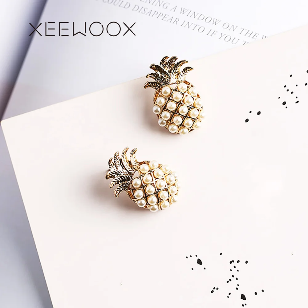 

Fruits Pineapple Stud Earrings XEEWOOX 2019 News Fashion Week Designer Hyperbole Party Creative Women Pearl Set Jewelry gift