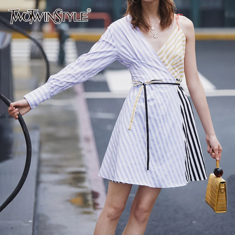 

TWOTWINSTYLE Striped Summer Dress For Women V Neck One Shoulder High Waist Bow Lace Up Asymmetrical Fashion Dresses Female 2019