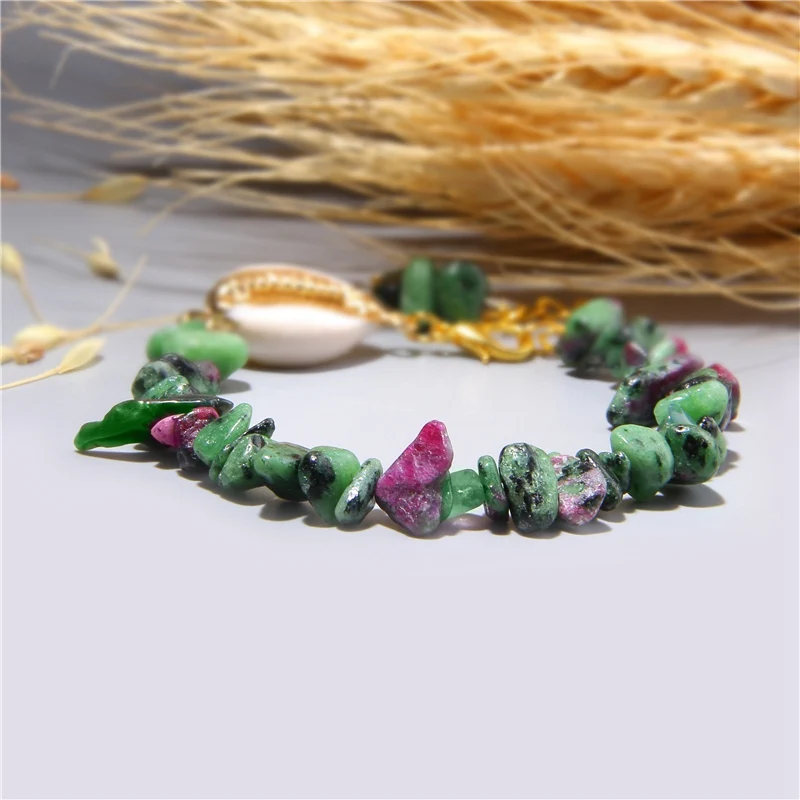 Cowrie Shell Bracelet Natural Stone Chips Crystal Seashell Hand Chain Bracelet for Women Femme Beach Jewelry Bohemian