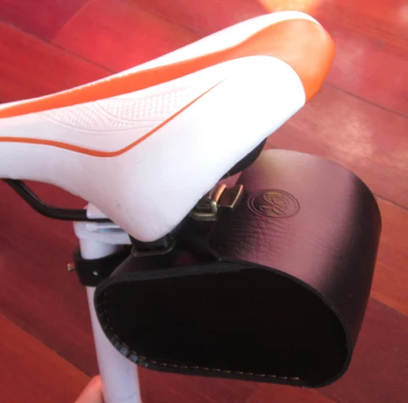 Excellent Free shipping Retro bike tail bag mountain road collapsed dead end leather bag brooks personalized coaster art Fan FZB003 1 Excellent Free shipping Retro bike tail bag mountain road collapsed dead end leather bag brooks personalized coaster art Fan FZB003 1