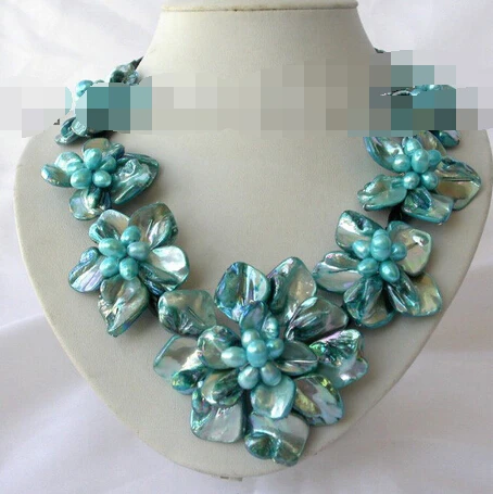 

ddh002170 classic blue baroque freshwater pearl shell flower leather necklace