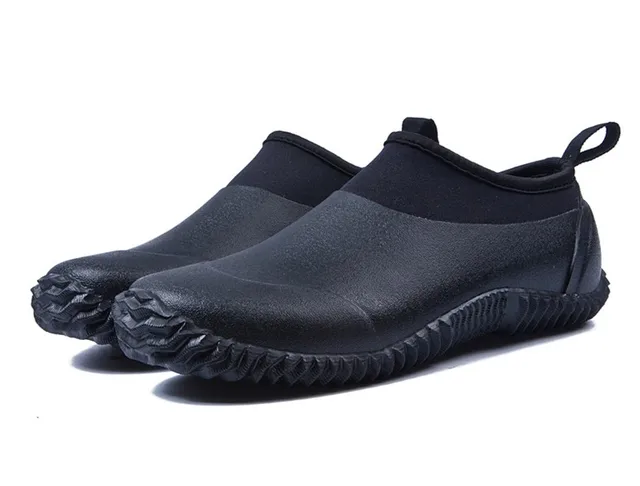 rain shoes are called