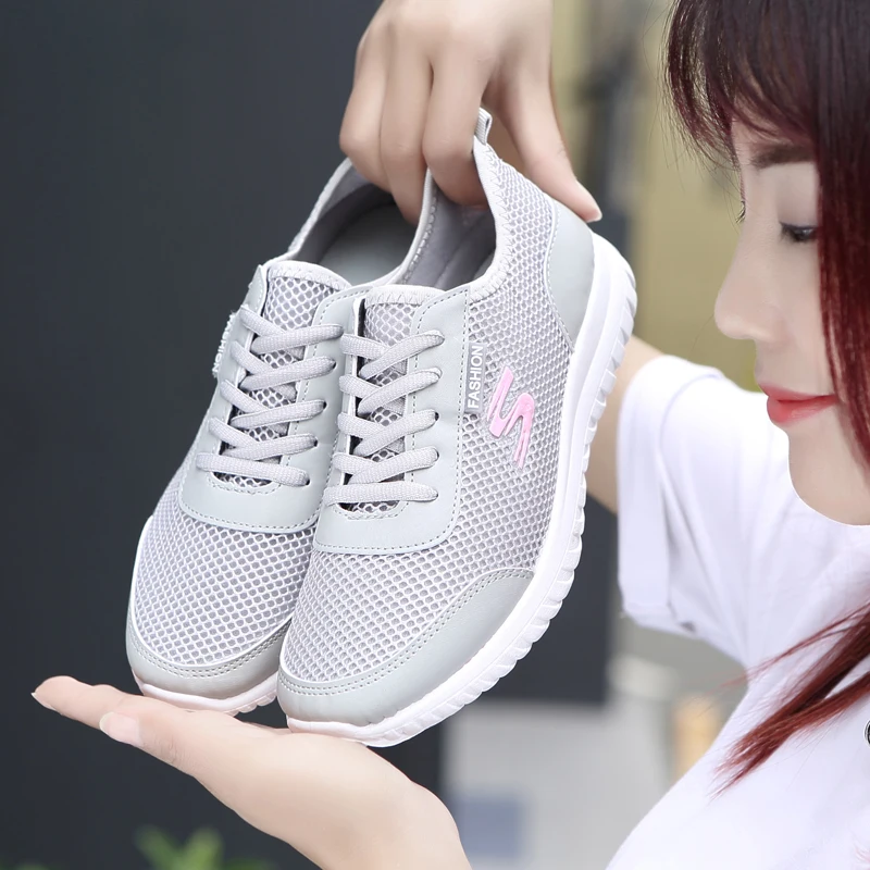 

2018 New Arrivals Women ShoesFashion Tenis Feminino Light Breathable Mesh Shoes Woman Casual Shoes Women Sneakers Fast Delivery