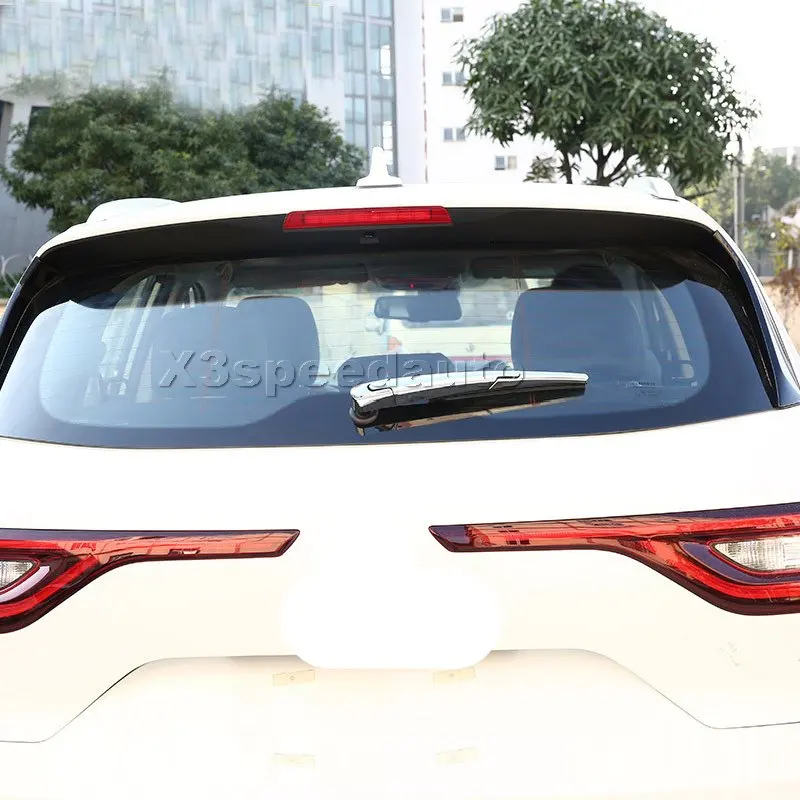  (4)
