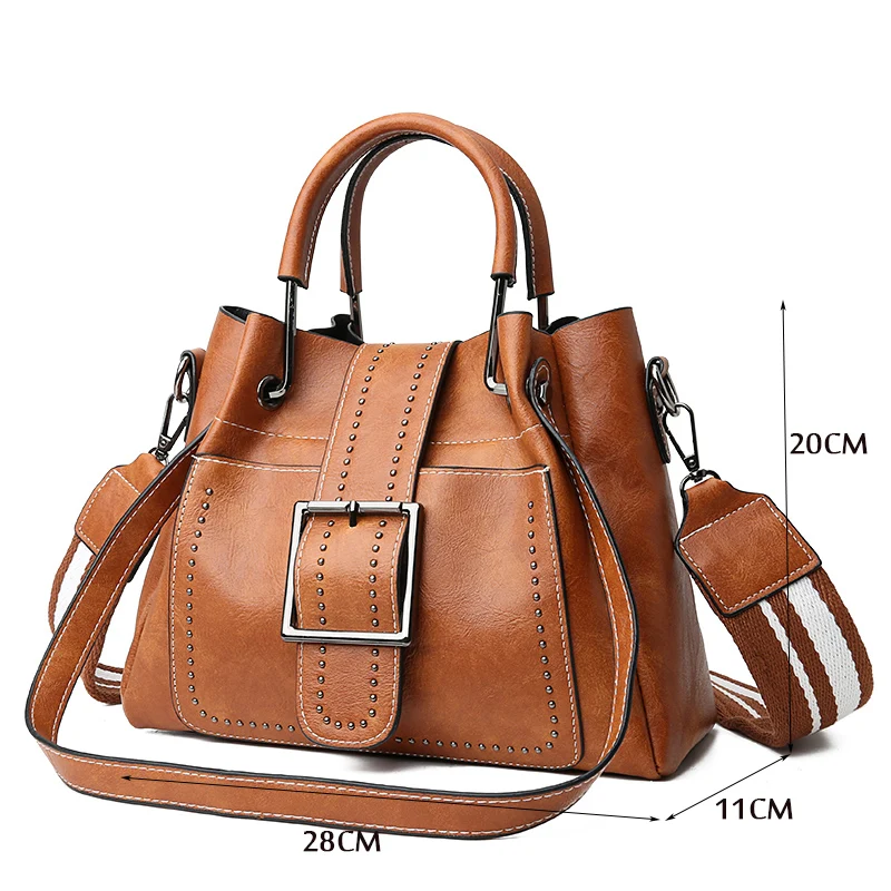 2018 خمر المسامير المرأة حقيبة ساع الشهيرة ملابس علوية مميزة-حقائب بيد حزام الديكور حقيبة كتف جودة عالية حمل حقيبة