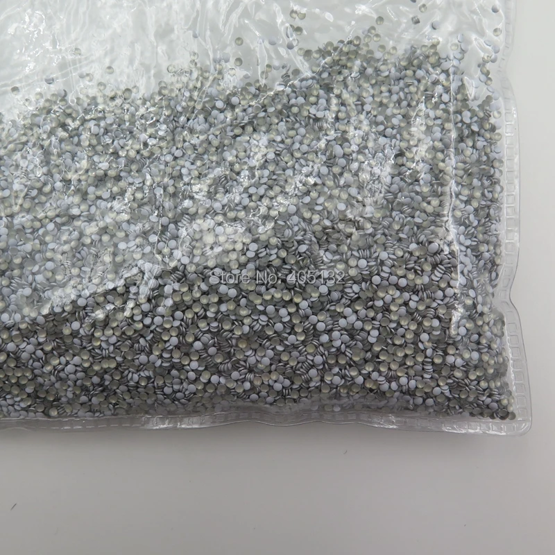 

1 Bag SS-03 White Free Shipping 3D 1.5MM White Round Metal Stud Shiny Nail Decoration Lovely Outlooking