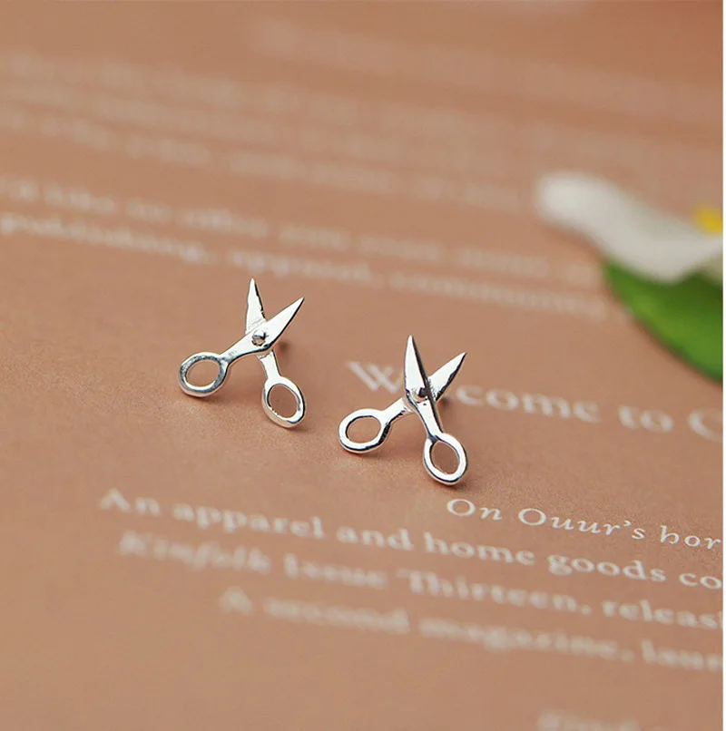 Трендовые креативные дизайнерские Симпатичные серьги-гвоздики, маленькие серьги-ножницы, посеребренные серьги для женщин, индивидуальное ювелирное изделие, серьги-капли