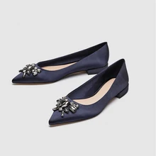 Элегантные невысокие плоские туфли; женские туфли на плоской подошве со стразами; женские туфли-лодочки с острым носком; женские сандалии на плоской подошве со стразами; модельные туфли