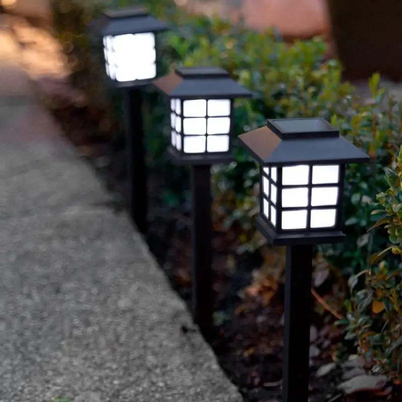 

Classic Garden Street Outdoor Yard LED Light Lighting Decoration Lamps Solar Powered Square Lamp Garden Stake Landscape Lights