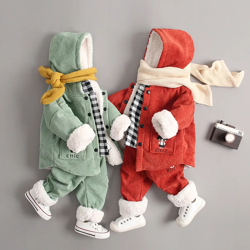 

2018 autumn and winter new corduroy clothing sets for boys thickening cartoon sets for girls three pieces suits