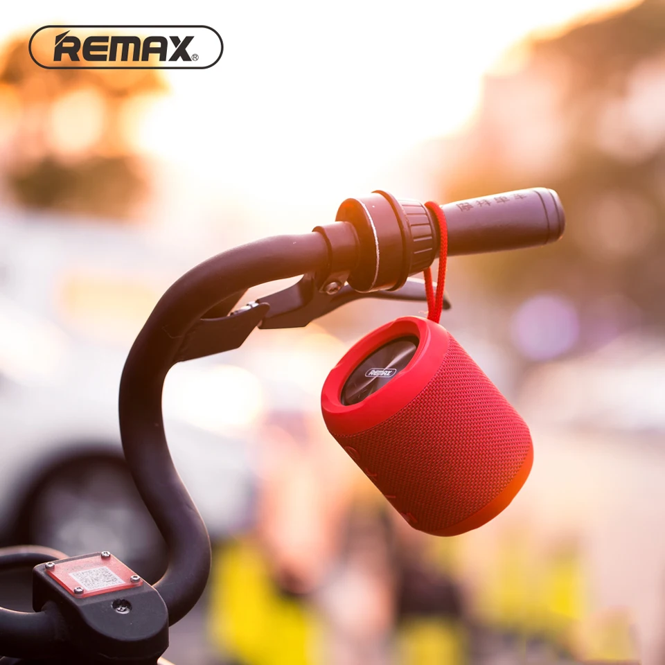 Беспроводная Bluetooth Колонка REMAX водонепроницаемая портативная с поддержкой AUX