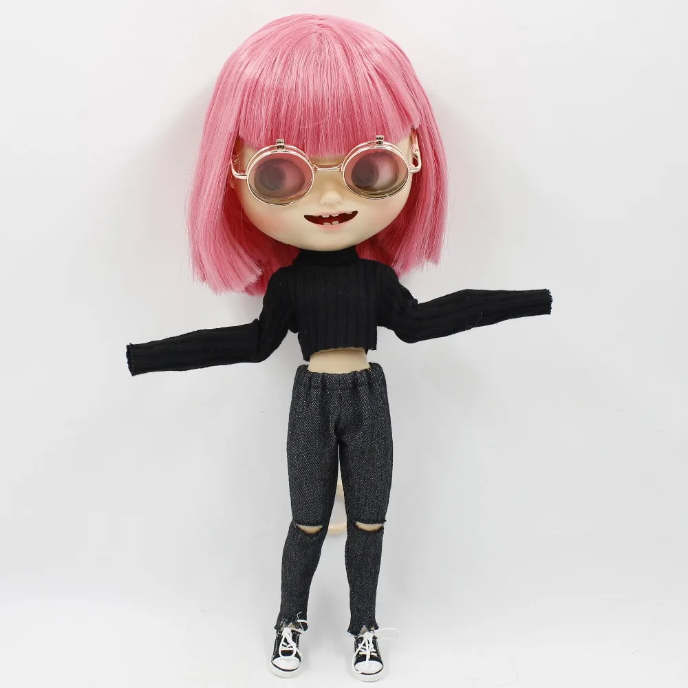 Neo Blythe Doll Black Urban Casual Outfit With Cap 4