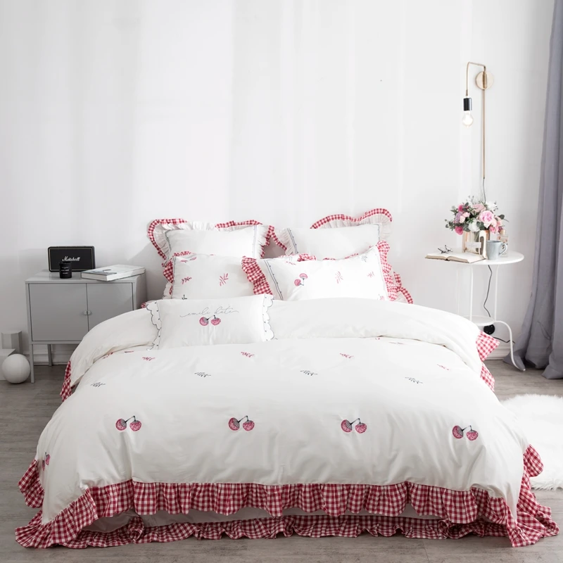 Best Embroidered Luxury Korean Bedding Set washed Cotton 4pcs King Queen Size Princess Bed Set Duvet Cover Bed sheet se