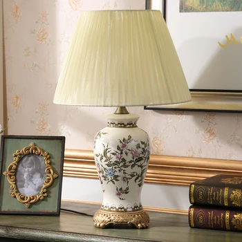 

American style bedroom living room lamp bedside lamp crack ceramic luxury retro fabric study modern lamp