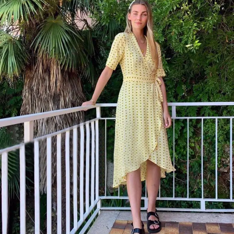 

Ladies Runway Print Dresses 2019