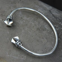 Модные украшения S925 стерлингового серебра Ретро тайский серебряный браслет двойной звезды Для мужчин и Для женщин открытым манжета шириной 8.7 мм 15.40 г