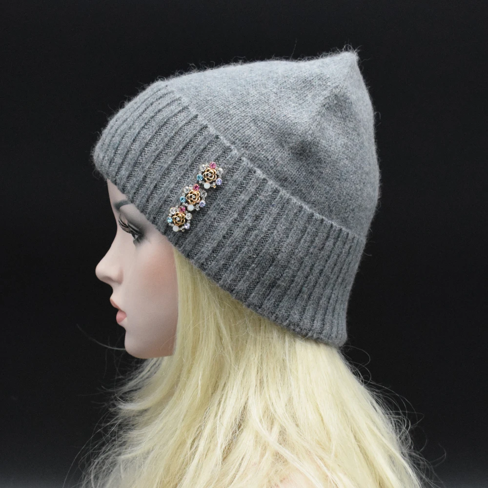 

2017 Winter Adult Women Wool knitting hat Solid color female Skullies Beanies Hats rhinestone camellia Women Beanies Gorros