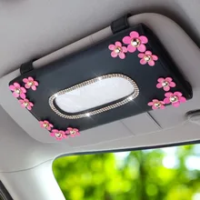 Автомобильный солнцезащитный козырек, коробка для салфеток, держатель из искусственной кожи с цветком, подвесной чехол для полотенец, сумка для хранения салфеток, аксессуары для салона автомобиля