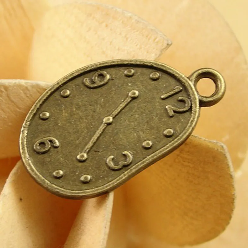 18.5*13MM Antique Bronze Vintage Retro jewelry pendant mobile phone