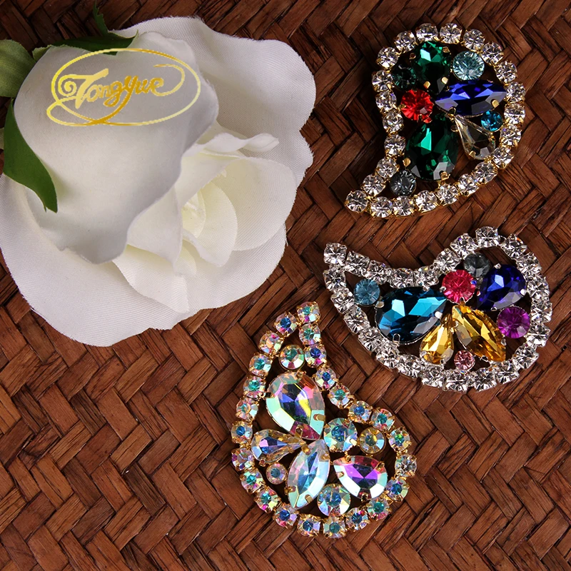 Free Shipping 1pcs Gorgeous AB Glass Crystal Rhinestone Applique Fashion Tear-Drop Stone Trimmings Garment Sewing Accessory
Free Shipping 1pcs Gorgeous AB Glass Crystal Rhinestone Applique Fashion Tear-Drop Stone Trimmings Garment Sewing Accessory