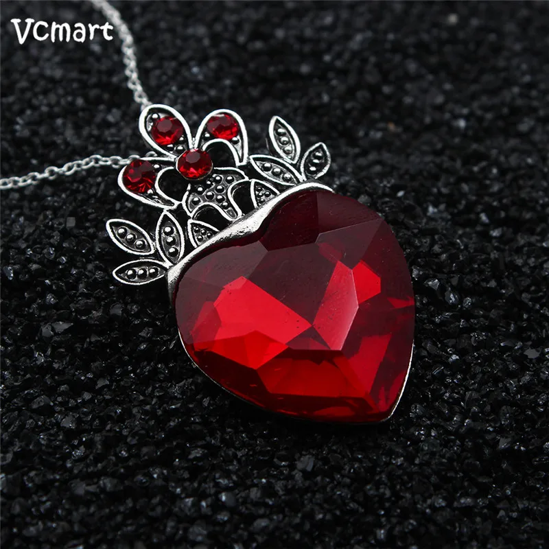 

2pcs Valentine's Day Gift Evie Necklace Descendants Red Heart Crown Necklace Queen of Hearts Costume Fan Women Jewelry Pre Teen