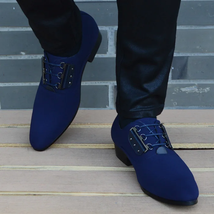 Новинка; мужские кожаные туфли; дышащие деловые мужские туфли на шнуровке; высококачественные черные модельные туфли с острым носком в Корейском стиле; свадебные туфли на плоской подошве