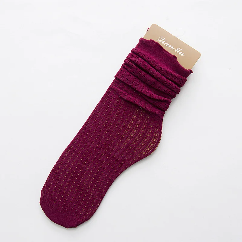 Fashion Korean Creative Socks Women Cotton Thin Heap Heap Solid Color Socks for Women Meias Gift Cut Fuzzy Socks Plus Size - Цвет: Wine Red