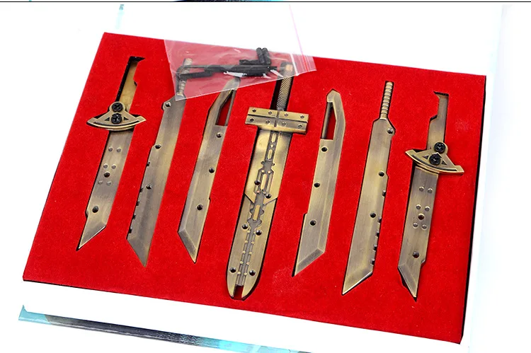 

7pcs/set Final Fantasy VII FF7 Cosplay Neckace Pendant Keychain Swords Weapons Props New in BOX Collection Gift