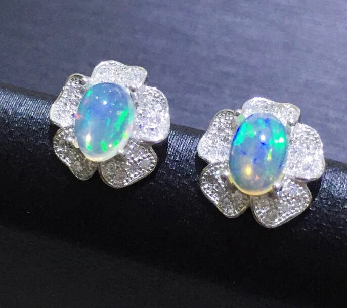 Opal earring Natural and real opal 925 sterling silver 0.8ct*2pcs gems