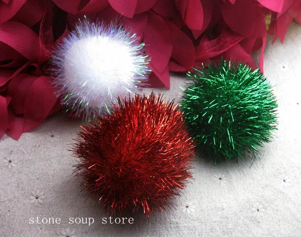 

6pcs Colorful Glitzy Tinsel Sprayed Pompoms Big Fluffy Plush Soft balls DIY decor Clothing accessories Cat Toys 6/8cm