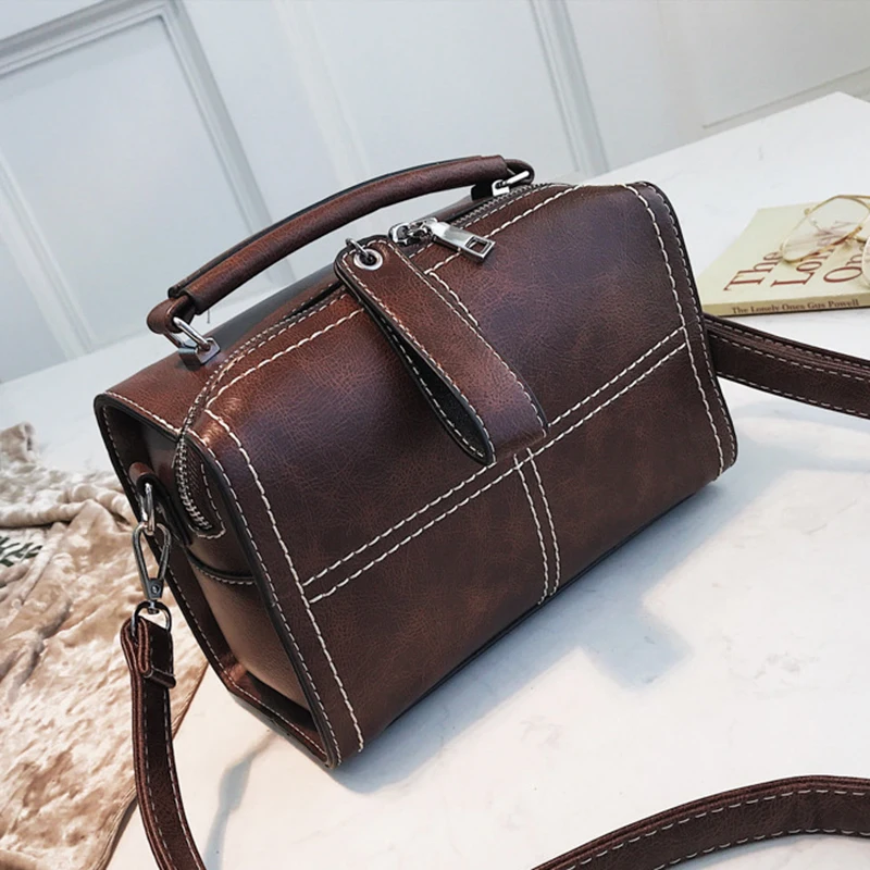 

Female Thread Handbag Fashion Trendy Casual Pillow Shaped Boston Black Brown Purses and Handbags Crossbody Bags for Women