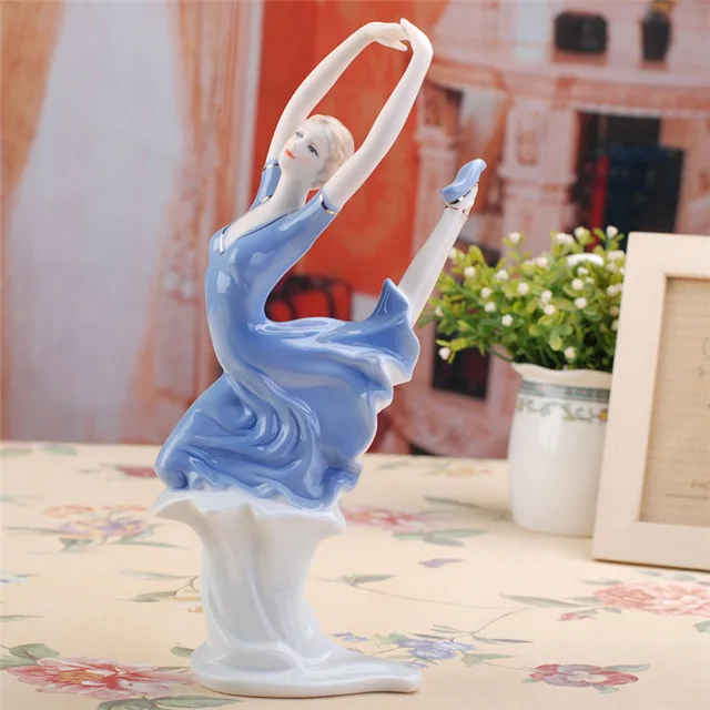 Western-Female-Characters-Lady-Home-Decor-Ceramic-Figurines-Art-Crafts-Coffee-Bar-Porcelain-Ornament-Wedding-Decoration.jpg_640x640 (7)