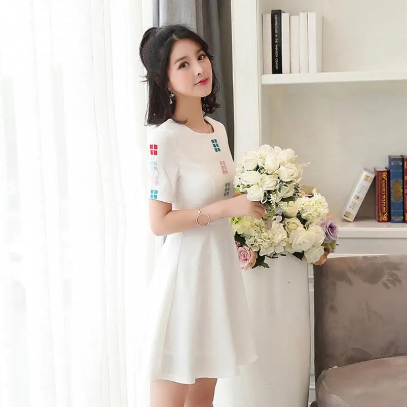 NoEnName_Null Летний Новый Белый женщин Сексуальный Вышивка Dress Casual О-Образным Вырезом