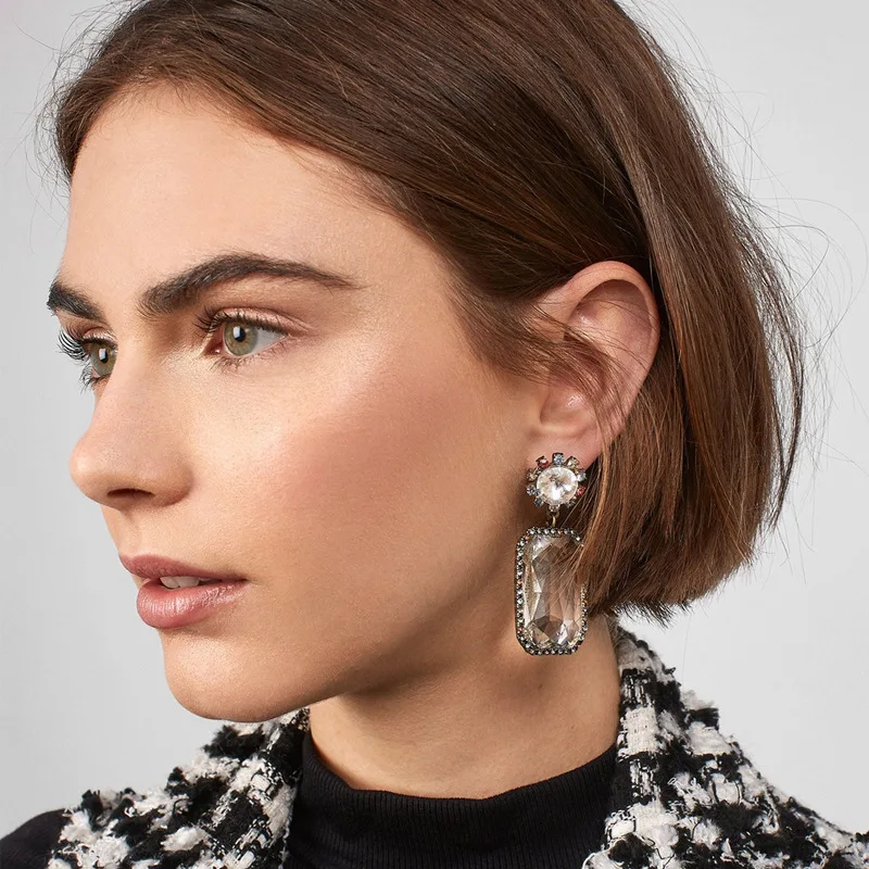 

wing yuk tak Geometric Crystal Drop Earrings for Women Vintage Fashion 2019 Metal Earrings Hanging Oorbellen Jewellery