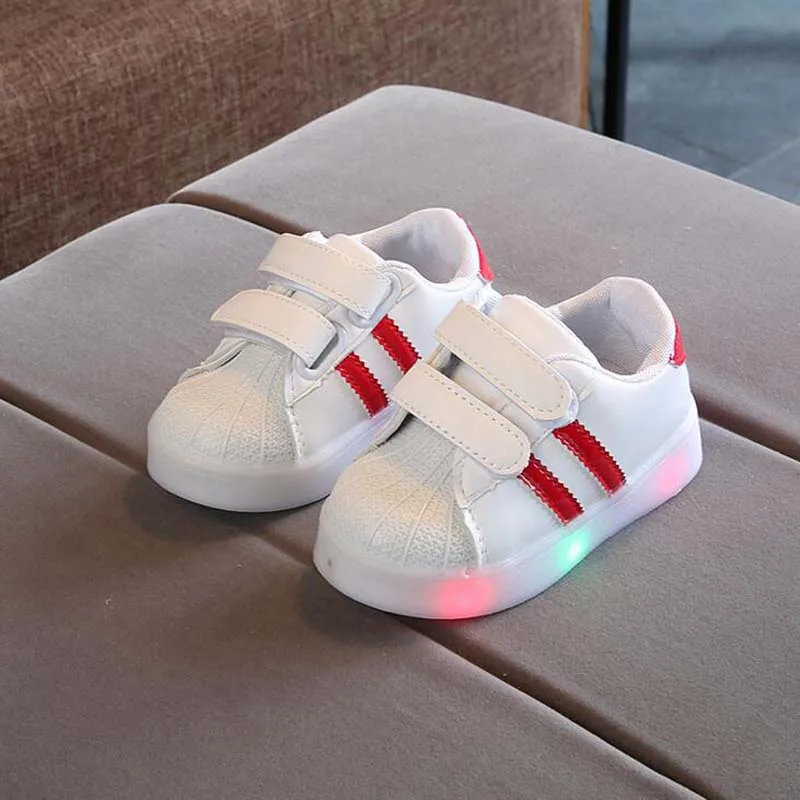 

2019 Children's LED shoes high quality leather boys girls fashion lighting sneakers casual kids baby glowing shoes for 1-6Years