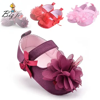 

Flower Spring / Autumn Infant Baby Shoes Moccasins Newborn Girls Soft Soled Shoes Newborn 3 Color Available 0-18Months Play Mats