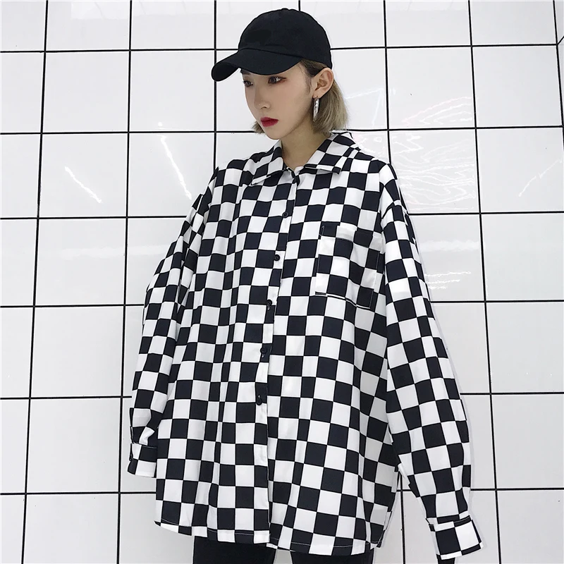 Женская клетчатая рубашка Harajuku черно белая свободная длинная в стиле ретро с