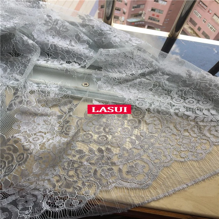 LASUI 1,5 м* 1,5 м = 1 шт. Многоцветный полый шнур кружево с ресничками Ткань Мягкое французское кружево для diy свадебное платье аксессуары C0193