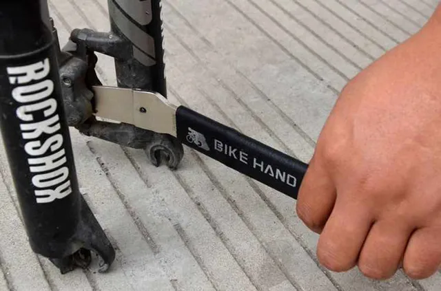 Kit Inserimento Ago Per Freni Idraulici Bici - Con Tagliatubi Per MTB E Strada