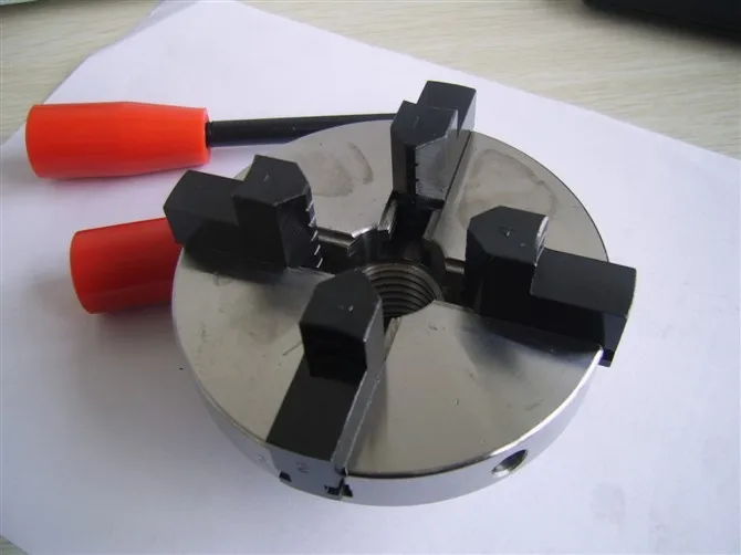 100mm 4 Three Jaw Chuck for Lathe Threaded Back with Two Lock Rods