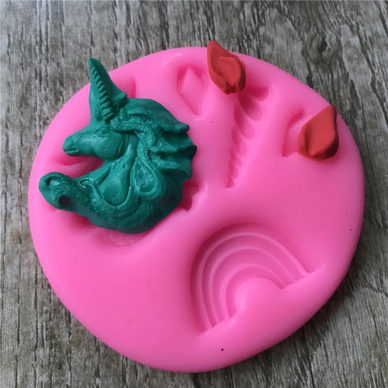 1Pc Unicorn Shaped Rainbow Cake Mold Silicone Molds Bakeware Baking