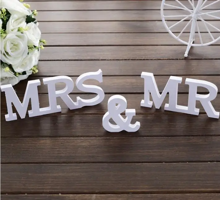 

New Product 10Sets Solid Mr & Mrs Wooden Letters for Wedding Decoration Sign Top Table Present Decor