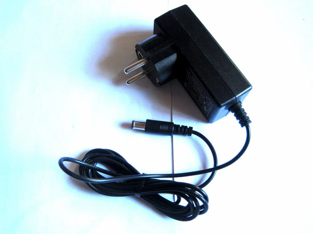 

EU plug 19V 1.7A AC Power Adapter Wall Charger for LG ADS-40FSG-19 19032GPG-1 EAY62790006