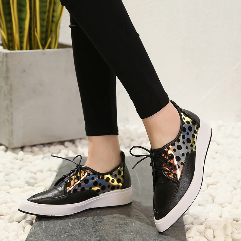 

Woman platform derby shoes polka dot Loafers lace up pointed toe Oxfords Transparent flats shoes black white gold mocasines