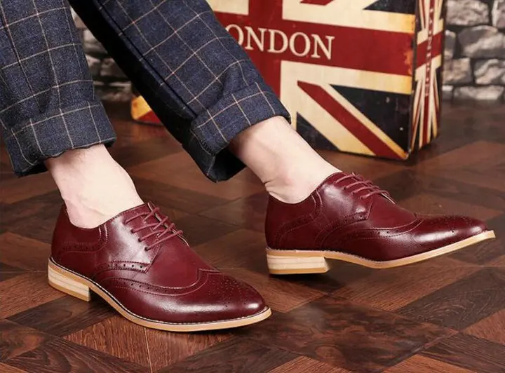 Dropshipping fashion new brand casual spring leather shoes mens dress business brogue shoes male lace up wedding shoes A005