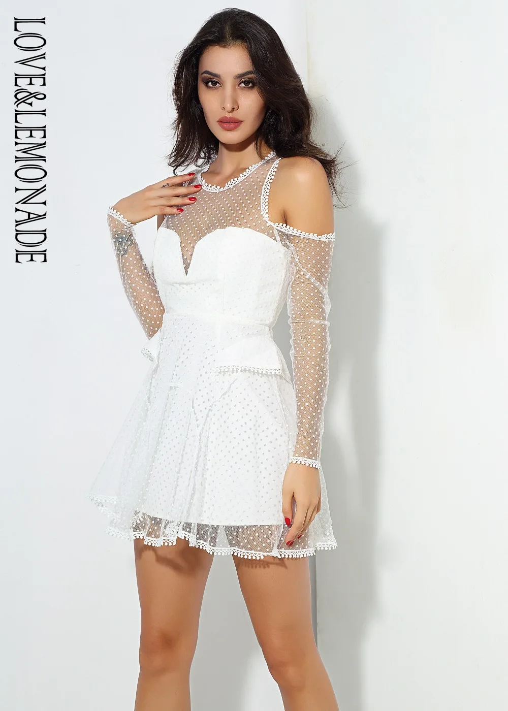 Белое кружевное платье в горошек с вырезом А-типа Love& Lemonade LM0820